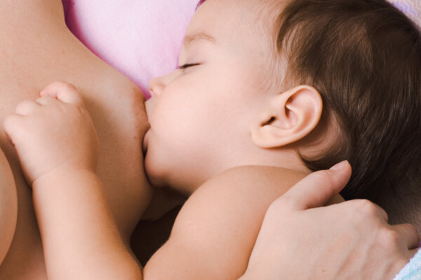 How to stop breastfeeding: Tips for successful weaning - How to stop breastfeeding | Livella.de