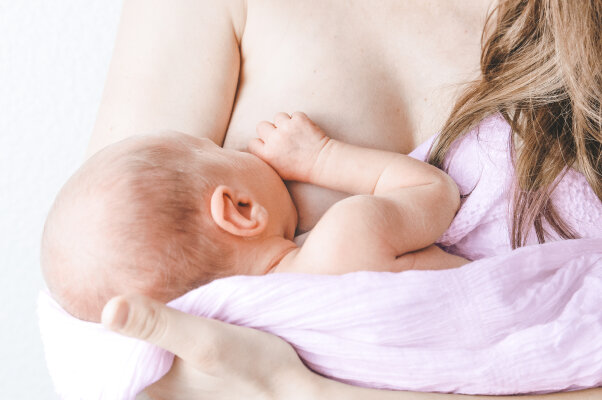 Extended breastfeeding: benefits, downsides and alternatives - Extended breastfeeding | Livella.de