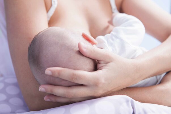 Flat and inverted nipples: breastfeeding tips to help you succeed - Flat and inverted nipples: breastfeeding tips for new mums