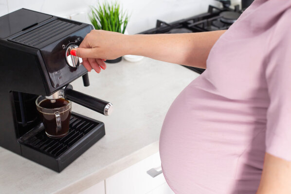 Koffein in der Schwangerschaft: Wie viel ist erlaubt? - Kaffee bei Schwangerschaft: Wie viel ist erlaubt?